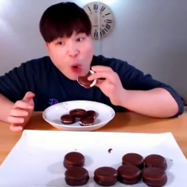 Yummy Chocolate Cookies : Mukbang : ASMR : Eating Show