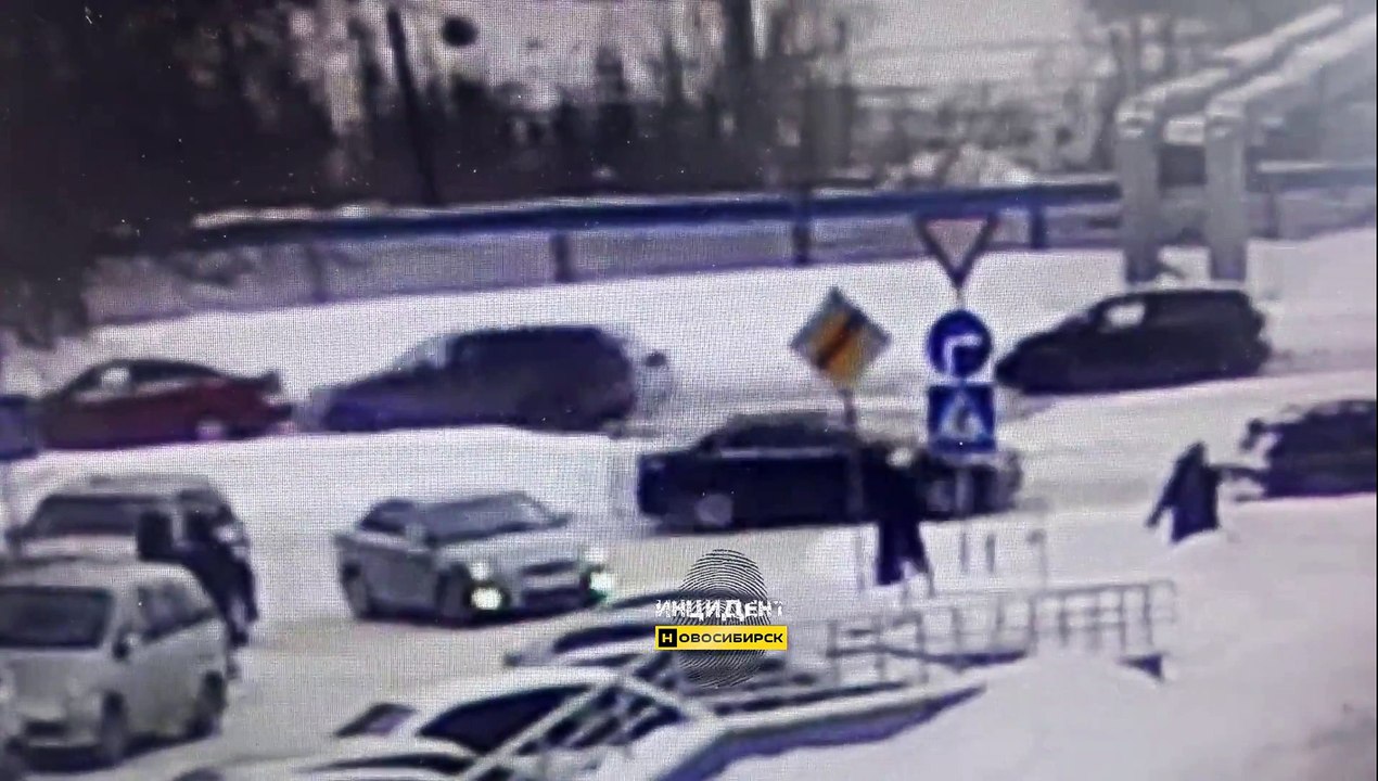 tram vs car