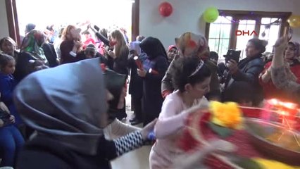 Tokat Down Sendromlu Genç Kızlardan 'Mehmetçik'e Dua