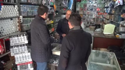 Şanlıurfa'da Esnafa 10 Bin Türk Bayrağı Dağıtıldı