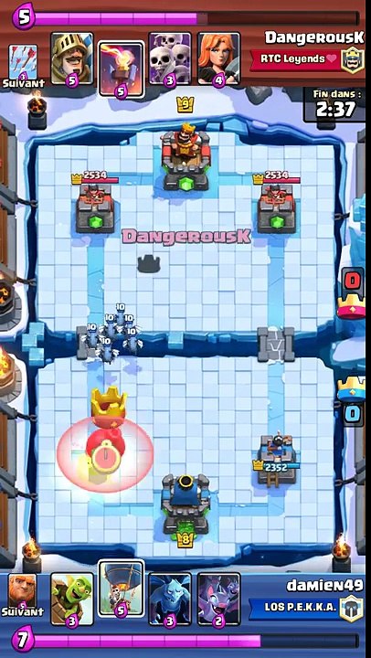 UN DANGER ARRIVE SUR CLASH ROYALE