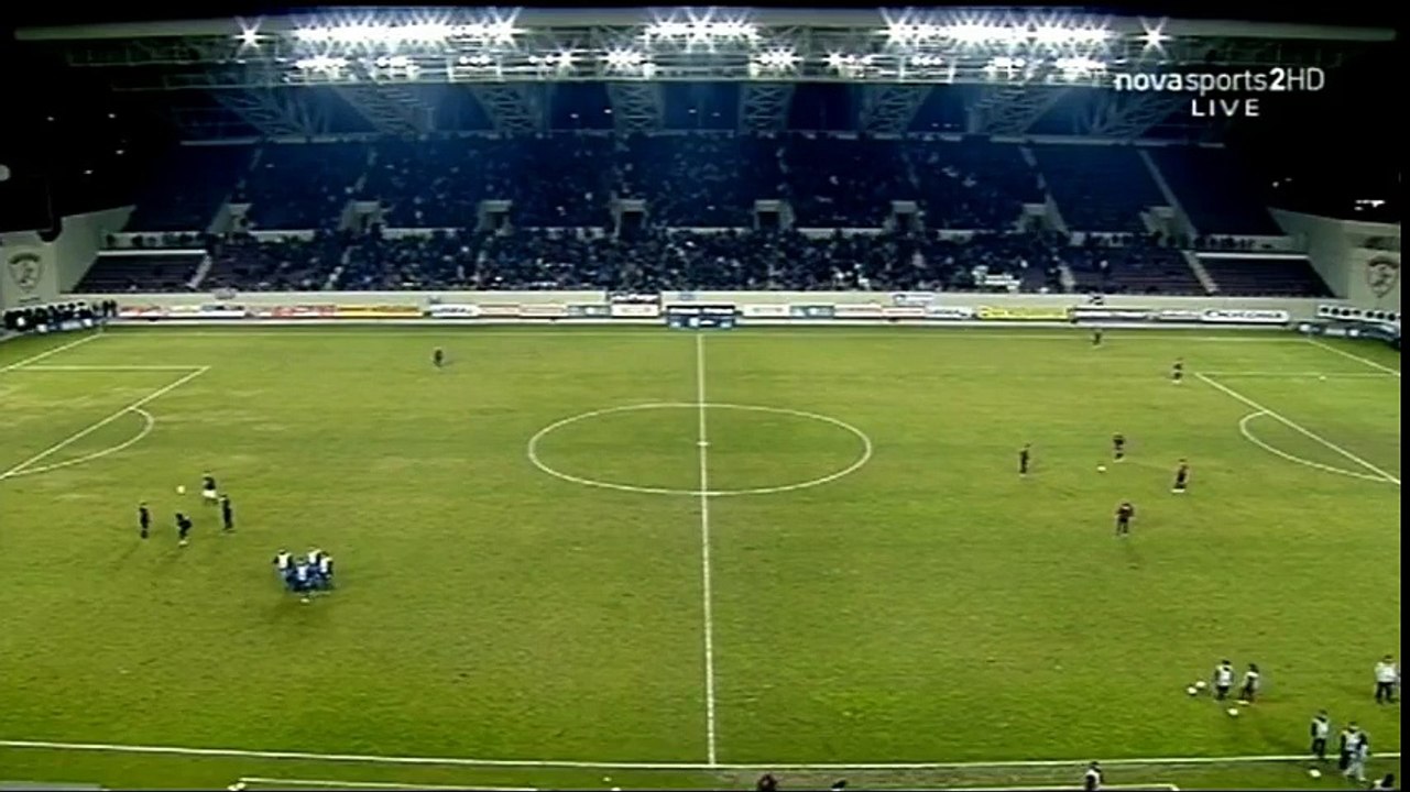 18η ΑΕΛ-ΑΕΚ 0-0 2017-18 Πρόταση γάμου (με φόντο βυσσινί κασκόλ) και ΝΑΙ!