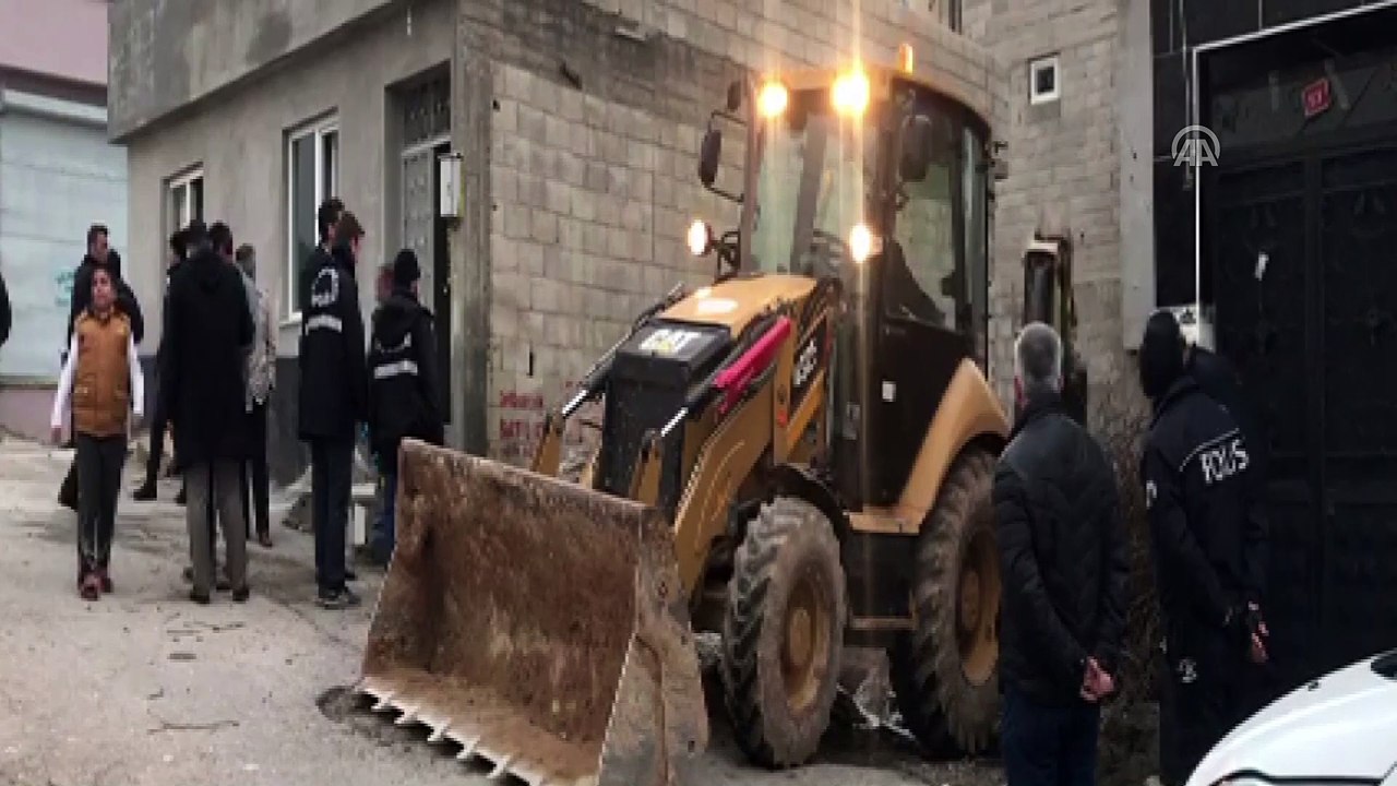 Afrin'den atılan roket ahıra isabet etti - KİLİS