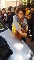 Kız Kavgası Yok Böyle Kavga