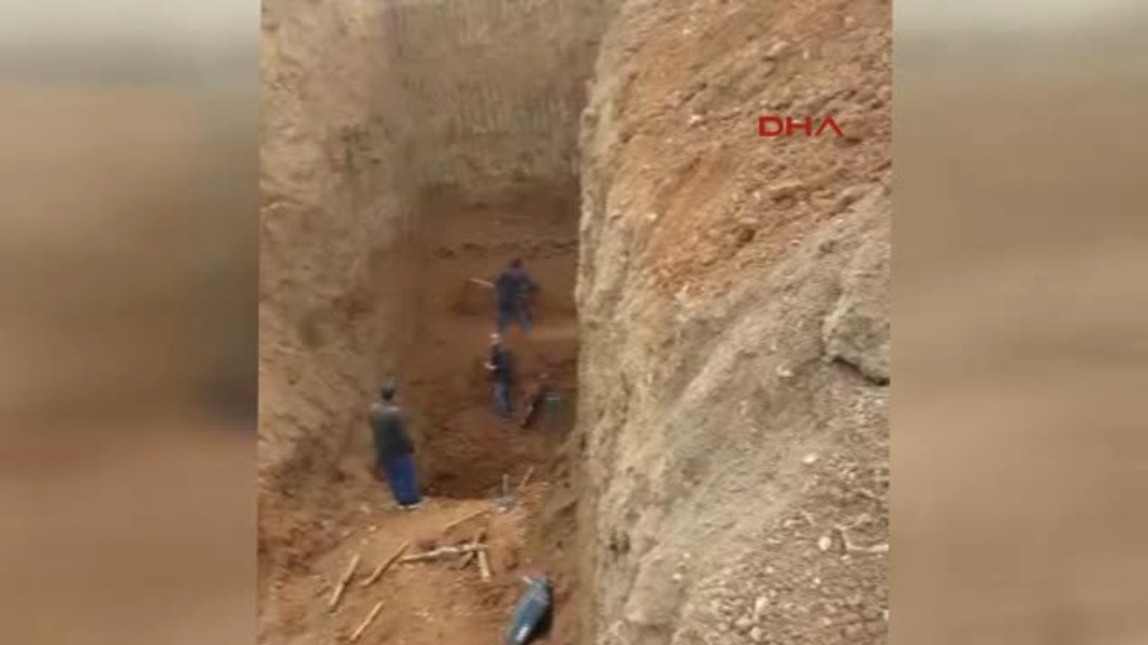 Elazığ'da Kaçak Kazı Yapan 3 Defineci Suçüstü Yakalandı