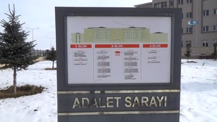 Polisten Kaçan Sürücünün Otomobilinde Bonzai Çıktı