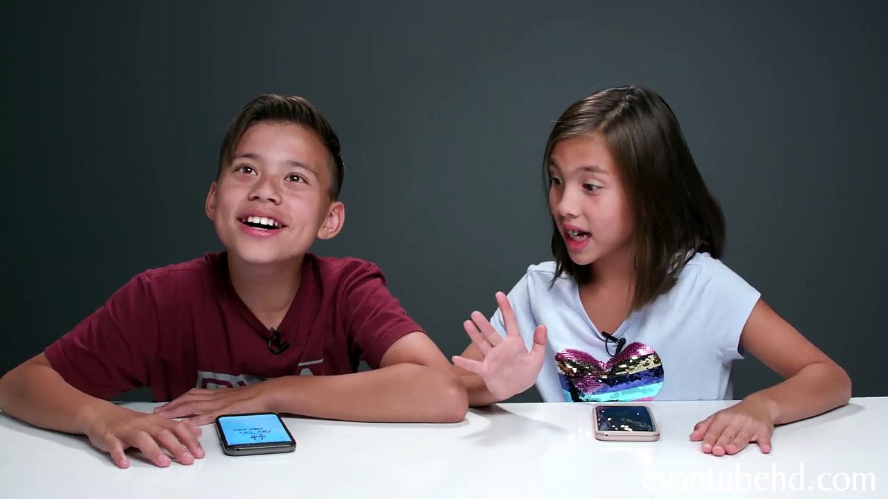 BROTHER VS. SISTER CHALLENGE!!!  Coin Battle Ligh