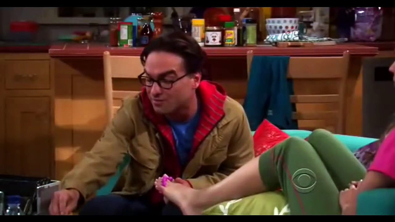 The Big Bang Theory|Sheldon Conoce a Howard y a Raj (Latino)