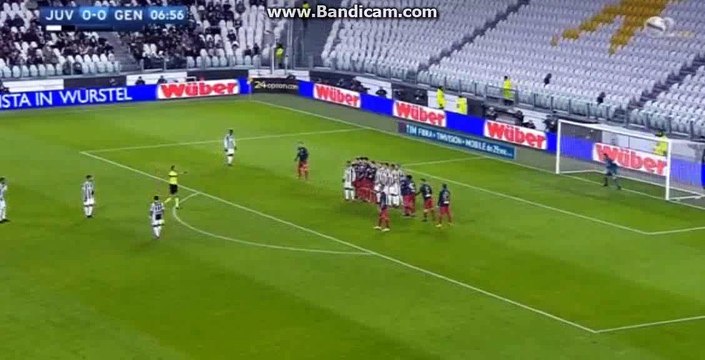Miralem Pjanic Super Free KICK - Juventus 0-0 Genoa