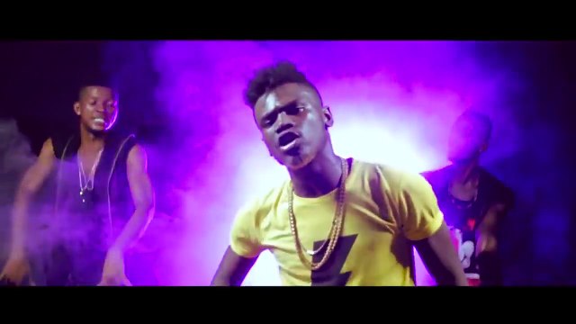 ARIEL SHENEY - ÇA COULE (CLIP OFFICIEL)