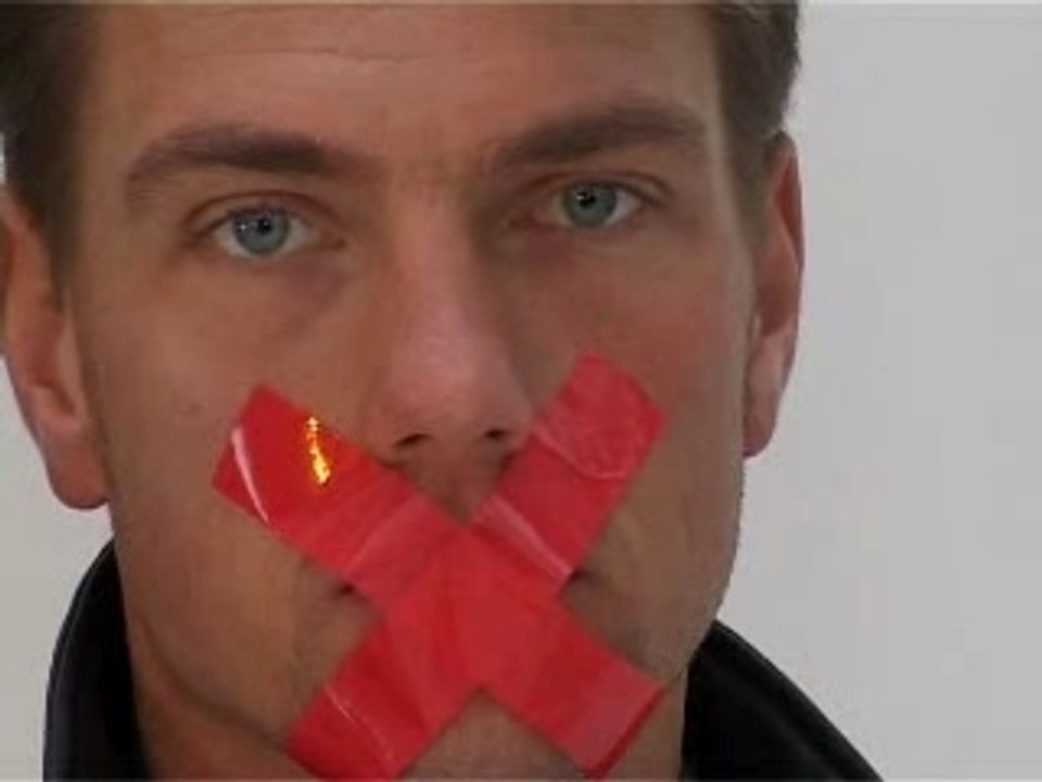 Schweigen dunkel - Rostfrei