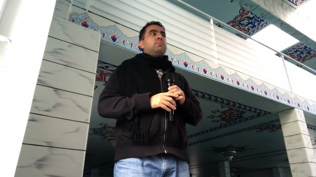 İshøj Mevlana Camii. Hafiz Metin Demirtaş. Medine ezani. Azan Madinah. 2/1 - 2018. Sheikh Essam Bukhari azan Masjid Nabawi. Prayer times Madinah. Medine müezzini Sheikh Essam Bukhari taklidi. Maqam Bayati azan Madinah. Imitation Muazzin Madinah . Azan mp3