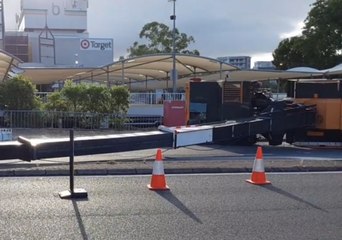 Crane Collapses Outside Shopping Centre in Mitchelton