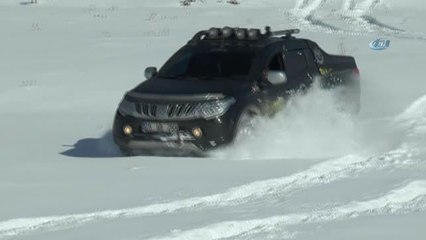 Off Road Ekibinden Yaban Hayatına Destek