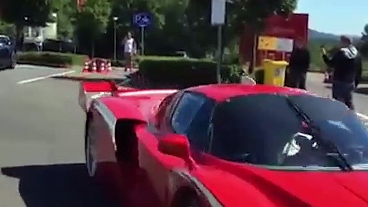 Regardez les voitures du patron de Chelsea