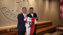 Feyenoord Resmi Perkenalkan Robin Van Persie