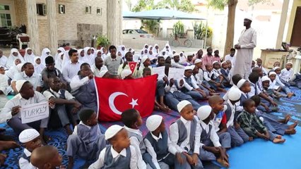 Nijeryalı Öğrencilerden Zeytin Dalı Harekatı İçin Dua (2)