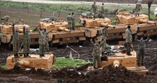 Zeytin Dalı'nda 4'üncü Gün! Tanklar Zırh Delici Toplarla Vuruyor, Asker Taarruz Emri Bekliyor