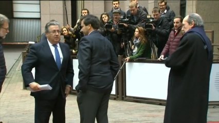 Zoido dice que la mayoría de inmigrantes que han entrado en Ceuta están detenidos