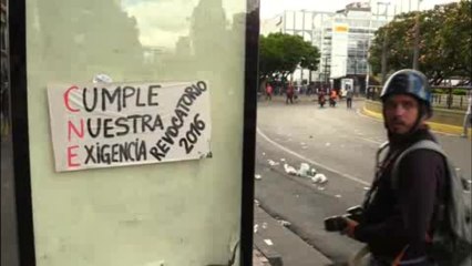 Autoridades venezolanas reportan al menos cuatro detenidos en choques tras marcha