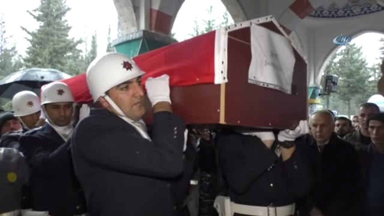 Zeytin Dalı Harekatında Şehit Düşen Tedaş Çalışanı Toprağa Verildi