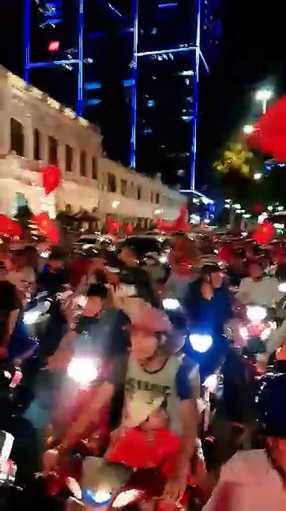 TP. HCM vỡ òa trong chiến thắng của U23 Việt Nam