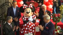 Minnie Mouse receives Hollywood Star 40 years after Mickey Mouse