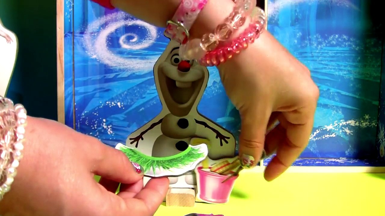 Disney FROZEN FEVER Elsa Playhouse Palace Wooden Magnetic Dress Up Fashion Dolls