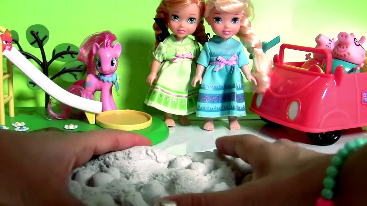 Frozen Fever Kinetic Sand Shimmering Snow Olaf Snowgies with Pig George, Peppa P