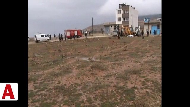 Afrin�den atılan füze Kilis�te 3 katlı binaya isabet etti