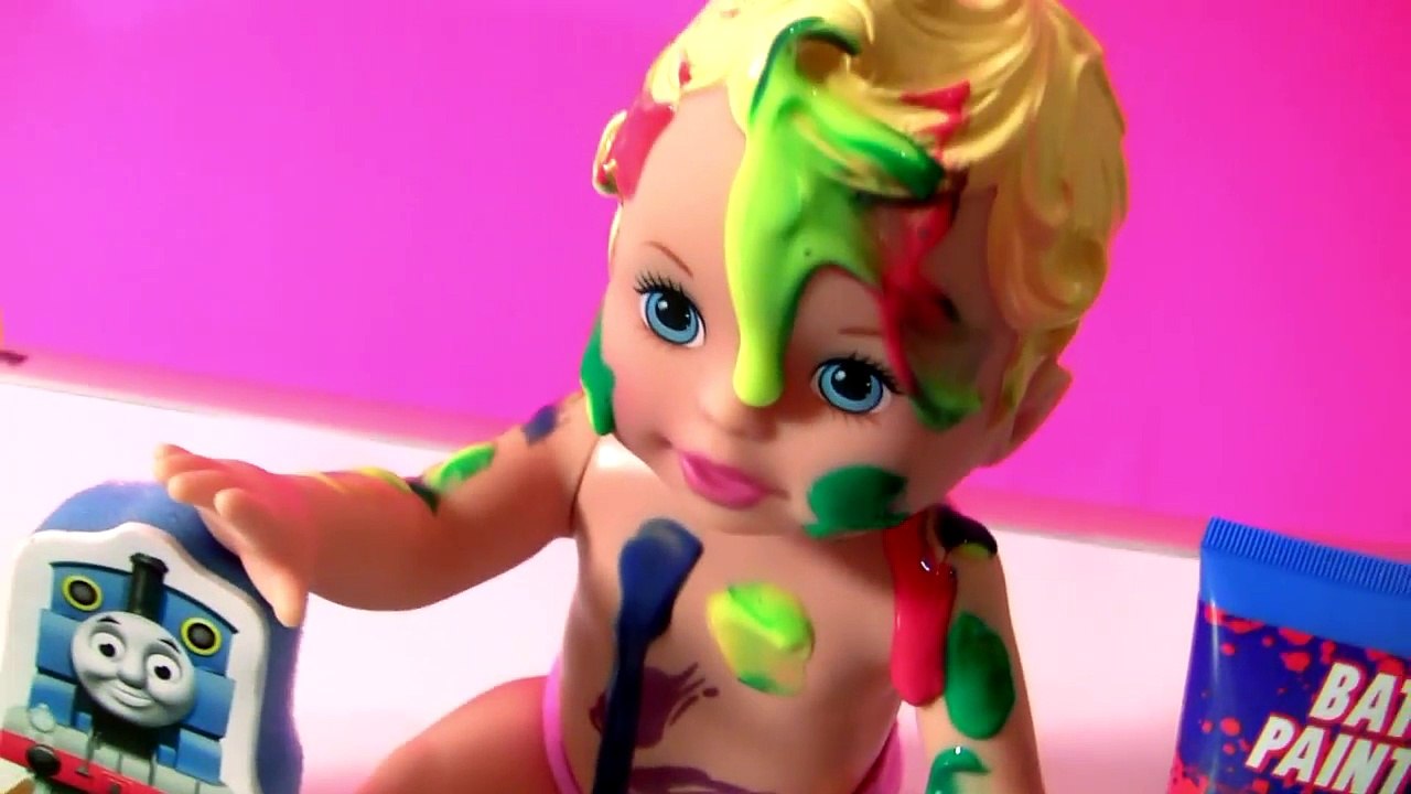 Color Changing Finger Bath Paint ❤ Learn Colors with Elsa, Peppa Pig, Little Mom