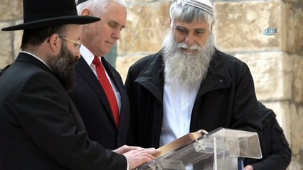 Pence, Ağlama Duvarını Ziyaret Etti