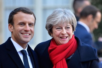 L'incroyable selfie d'Emmanuel Macron avec Theresa May