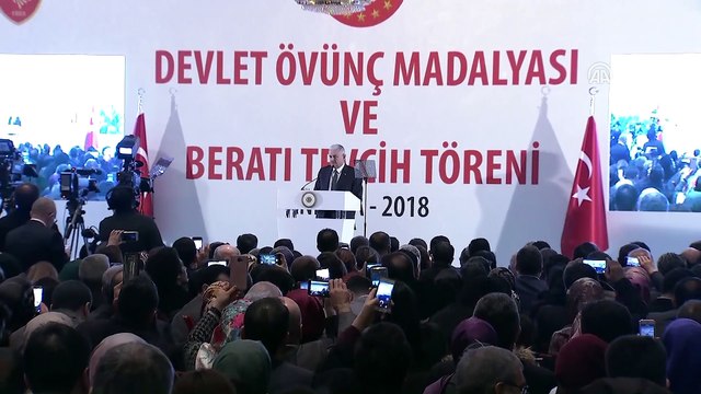 Başbakan Yıldırım: 'Bu aziz millet en zor zamanlarda dahi bayrağına, vatanına, ezanına ve devletine sahip çıkmıştır' - ANKARA