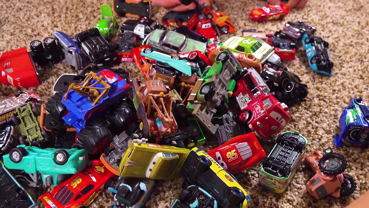 Cars for Kids! Disney Pixar Cars Florida Speedway Race!