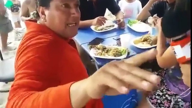 Reportera de Exitosa noticias dis cute con playista en playa peruana de Barranco