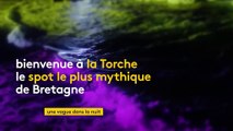 Deux surfeurs bretons en voient de toutes les couleurs lors d'une session nocturne