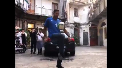 Gianlugi Buffon Gets Owned By A Girl In A Freestyle!