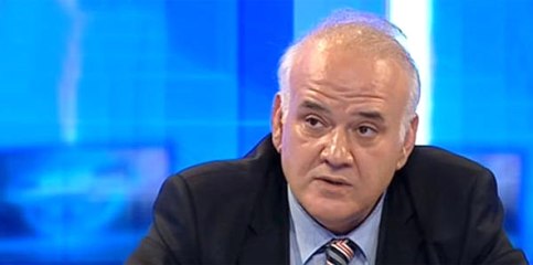 Ünlü Yorumcu Ahmet Çakar: Futbolun Yürekle Oynandığını Gösterdiniz
