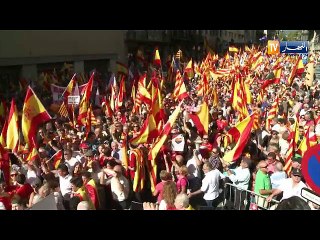 إسبانيا: غليان في الشارع.. رفضا للإنقسام وإنفصال كتالونيا