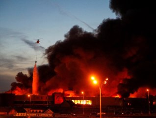 Moskova'da Alışveriş Merkezinde Yangın! 3 Bin Kişi Tahliye Edildi