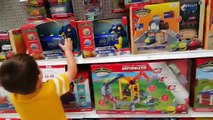 SHARK ATTACK at TOYS R US!! POWER WHEELS Superman THOMAS the TRAIN CAILLOU Lots of FUN!