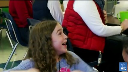 Little Girl Gets a Sweet Surprise From Her Soldier Dad At School