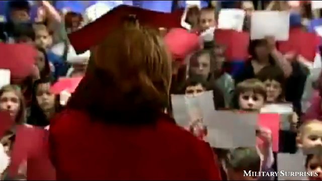 Soldier Dad Surprises Daughters At School And Their Reaction Will Melt Your Heart