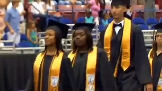 Soldier Dad Surprises Son On His Graduation Day