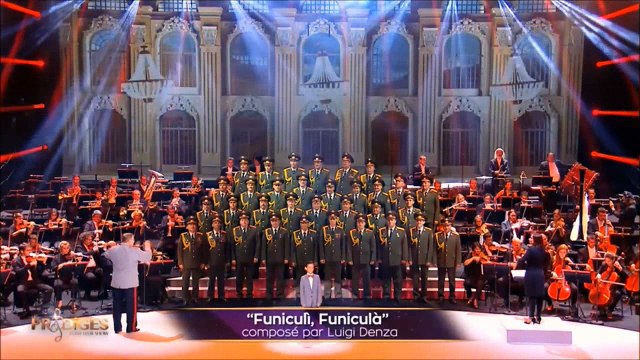 Eric interprète Funiculi, Funiculà dans Les Prodiges font leur show - 17 octobre 2010