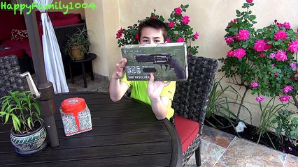 Elite Force Front Line Resolution H8R Revolver with Robert-Andre!