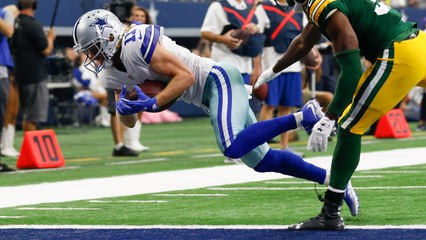 Dak drops pass right into Beasley's hands for opening-drive TD