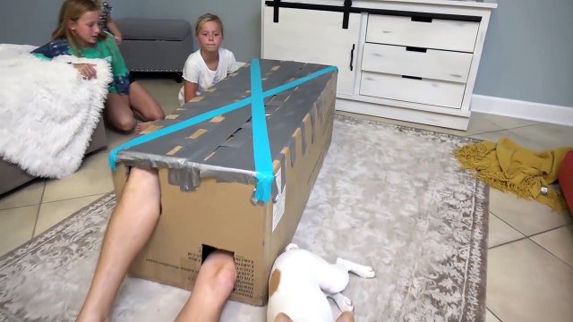 TERRA DUCT TAPES JESSE INSIDE OF A BOX! WILL HE ESCAPE?! TERRIFYING EXPERIENCE