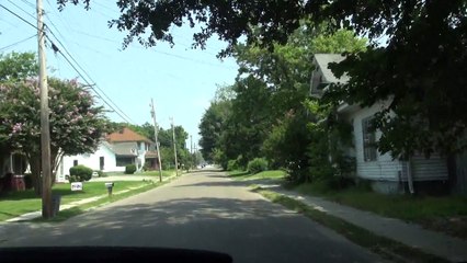 CRUISING AROUND JACKSON TENNESSEE